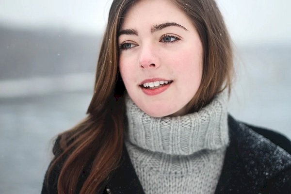 Expert tips to protect your hair and skin in winter