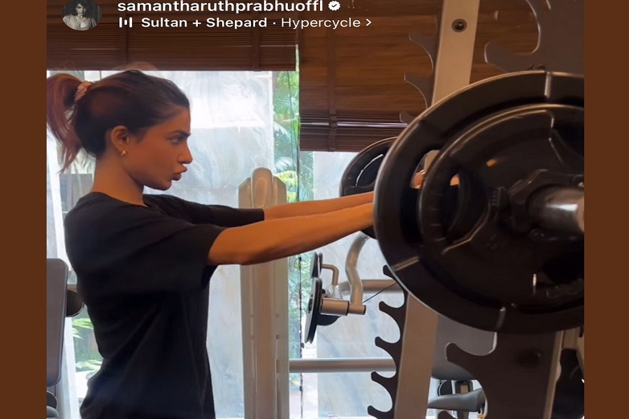 Samantha Ruth Prabhu de-stresses herself by doing weighted squats