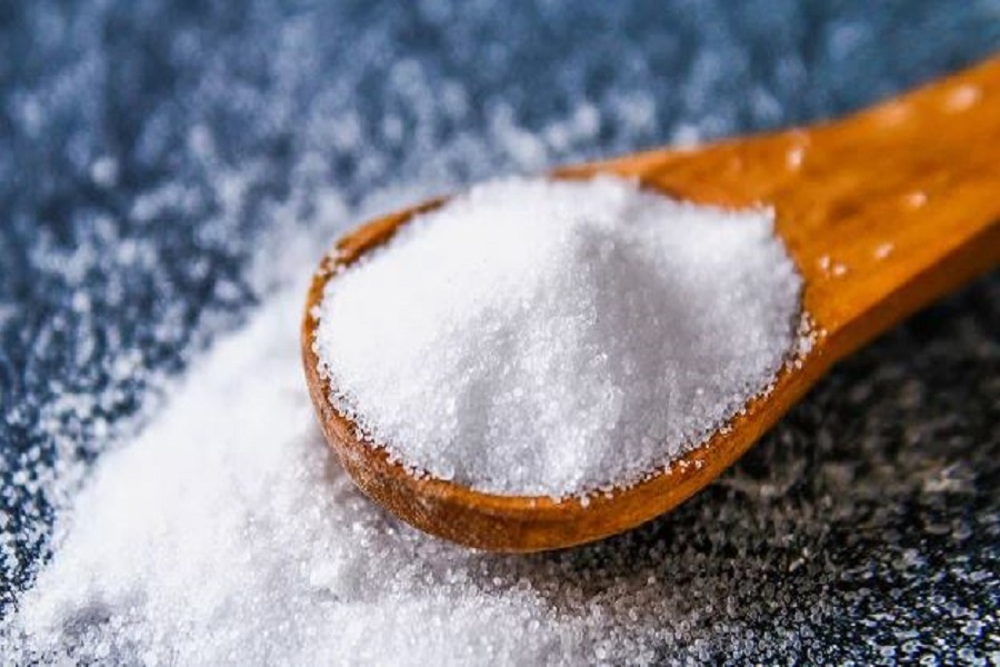 Doctor explains why a low-salt diet may not be healthy for everyone