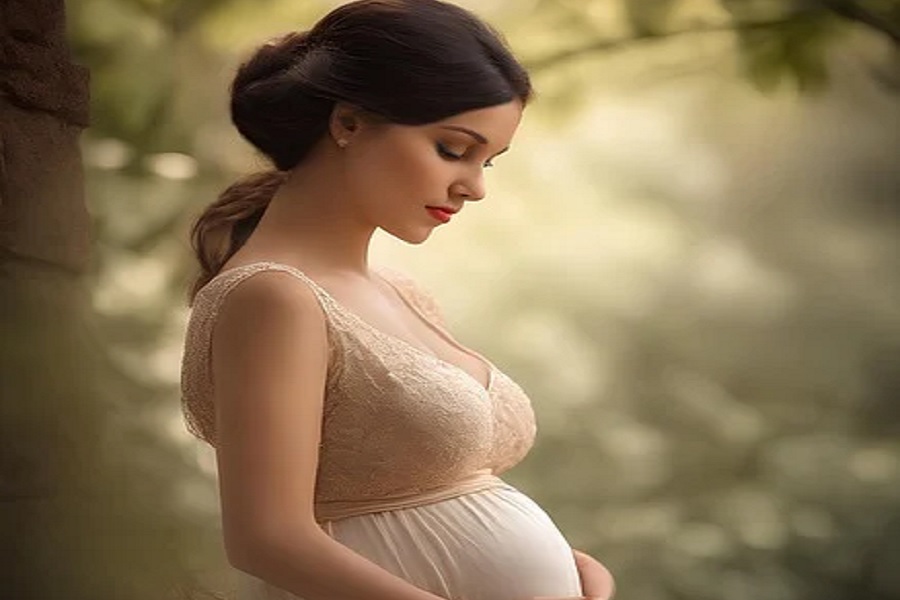 The Journey of Motherhood : A Beautiful Transformation