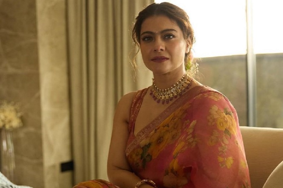 Kajol's new year draping style screams regal