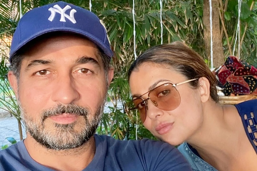 Amrita Arora turns romantic as she wishes ‘beloved’ Shakeel on their 16th wedding anniversary