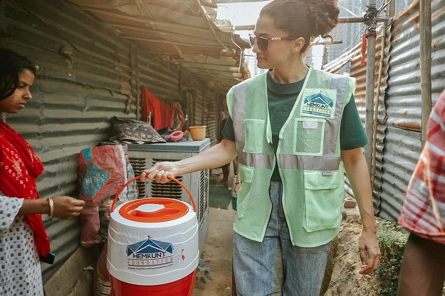 Taapsee donates insulated water coolers to help underprivileged beat the summer heat