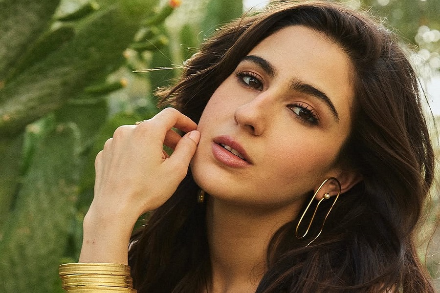 Sara Ali Khan shares her go?to routine to depuff her face and glow at a wedding