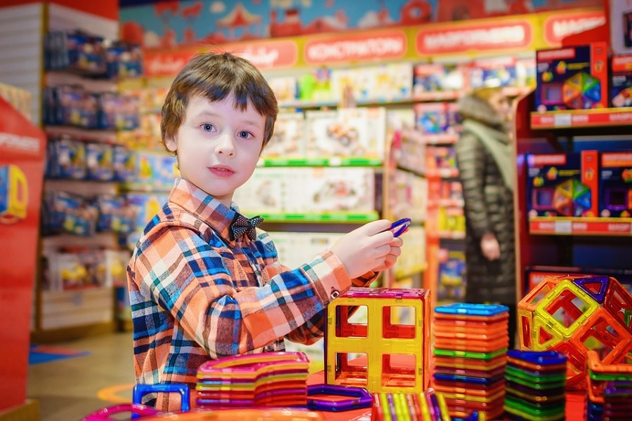 Kids Toys Shopping: A Fun Guide for Parents and Children