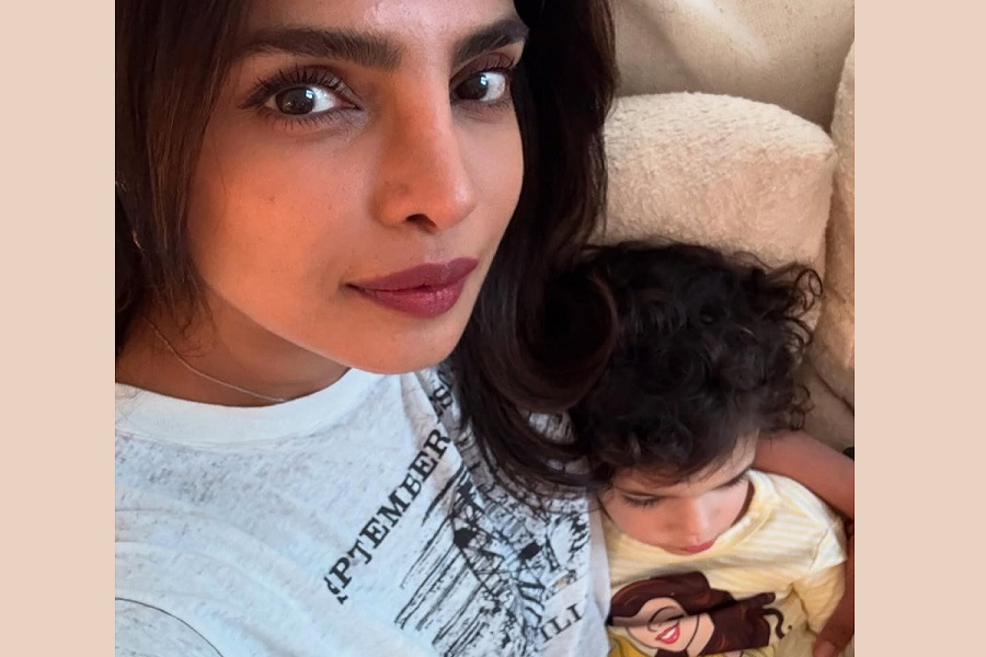 Priyanka Chopra’s daughter Malti Marie adorably does makeup, paints her tiny nails