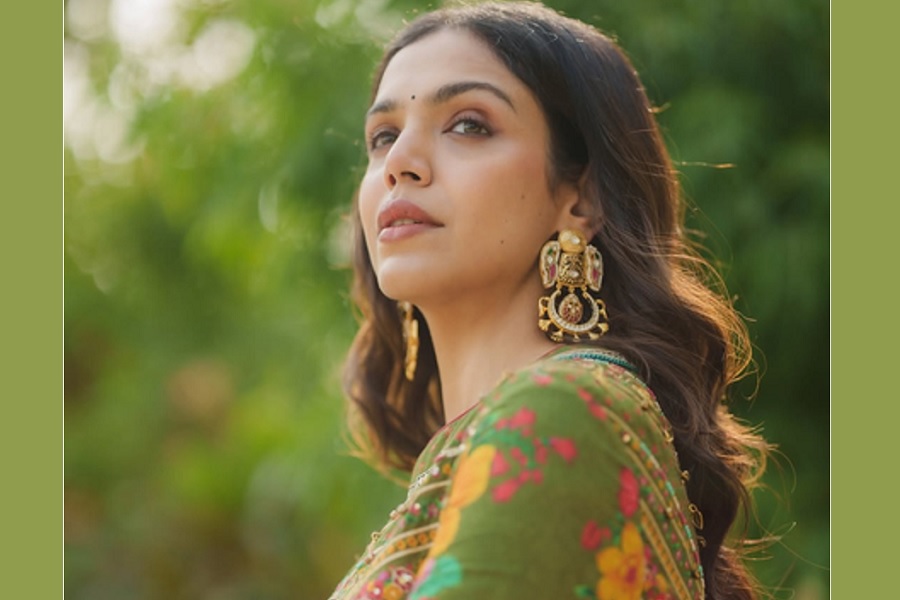 Shriya Pilgaonkar talks about receiving guidance from her actor parents Sachin & Supriya
