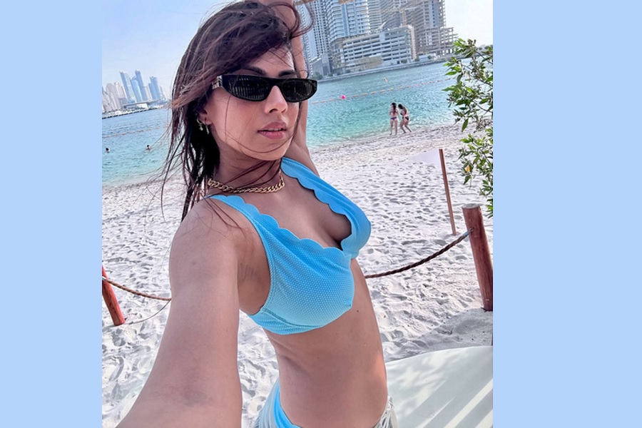 Nia Sharma bids goodbye to Dubai in style with some fun beach pics