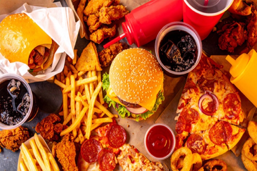 Low intake of ultra-processed foods regularly may raise diabetes, cancer risk
