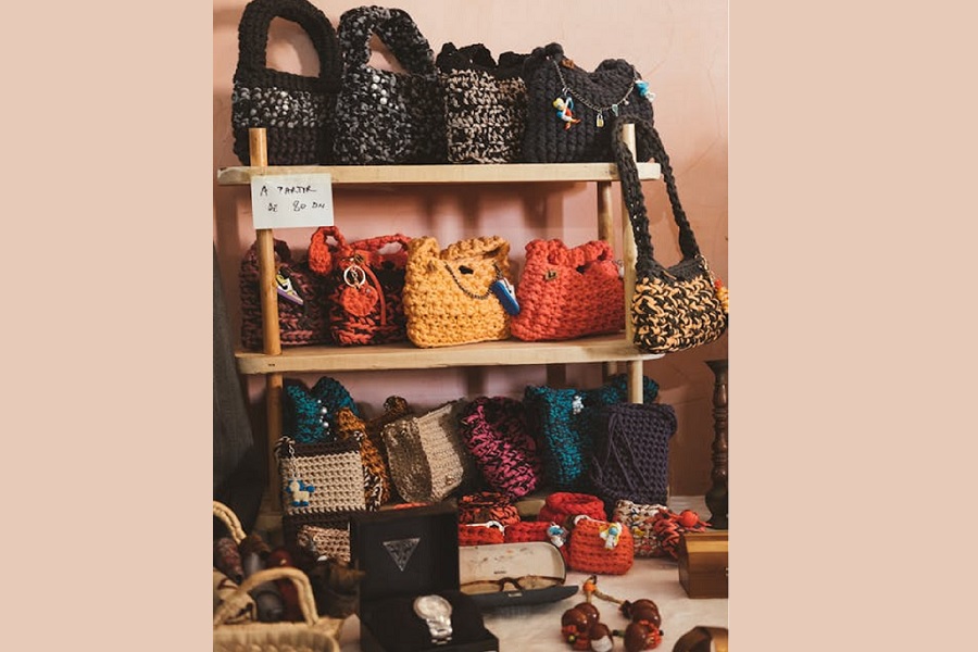 Handcrafted Treasures: The Rise of Crochet Bags in Artisan Shopping