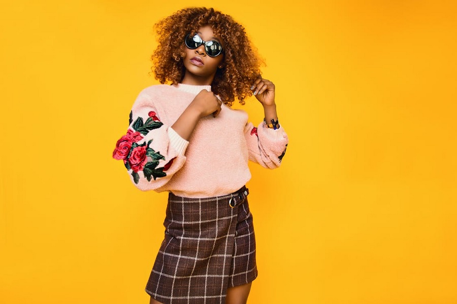 “Statement Style: When Confidence Meets Contemporary Fashion”