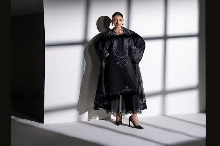 Elegance in Shadows: The Power of a Black Eastern Dress