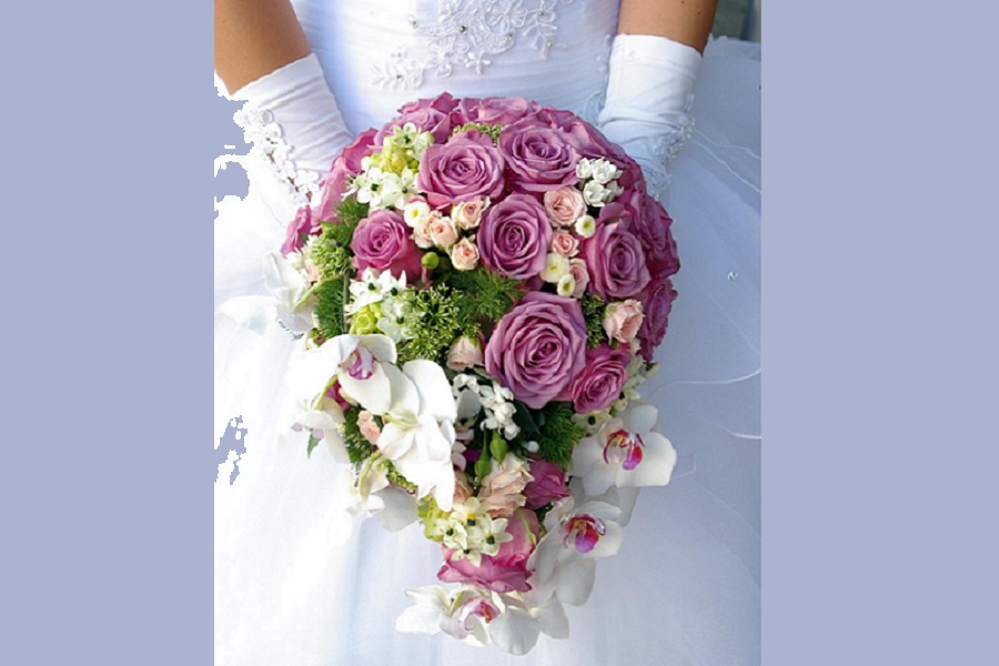 Fashion Wedding Bouquets: Where Style Meets Bloom