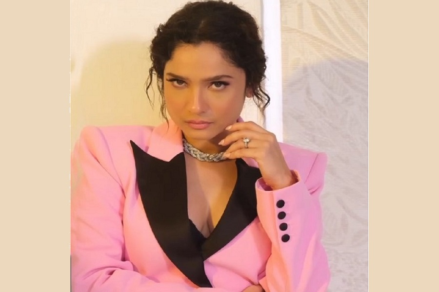 Ankita Lokhande suits up in pink, says ‘always in my Pretty Woman era’