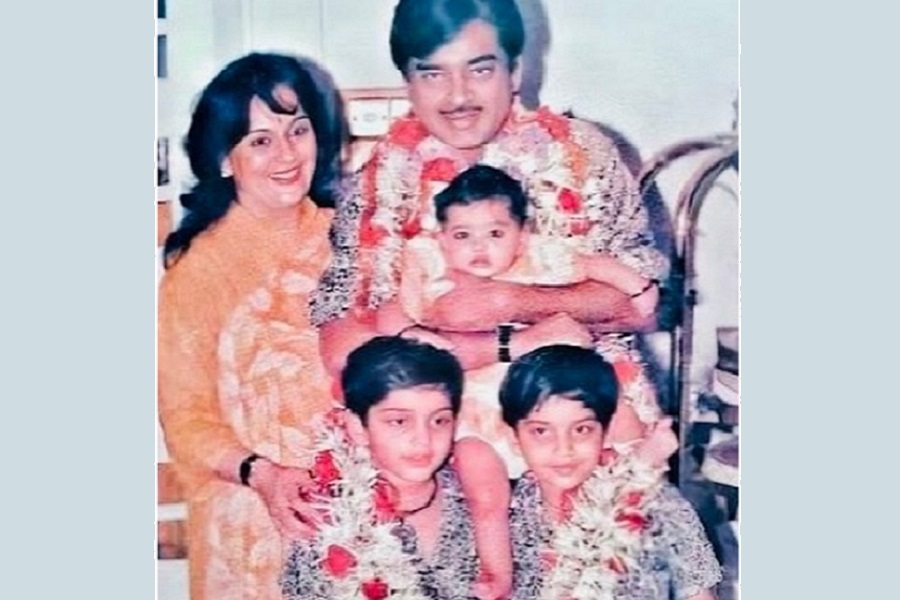 Subhash Ghai recalls ‘Kalicharan, Vishwanath’ days as he wishes Shatrughan Sinha on b’day