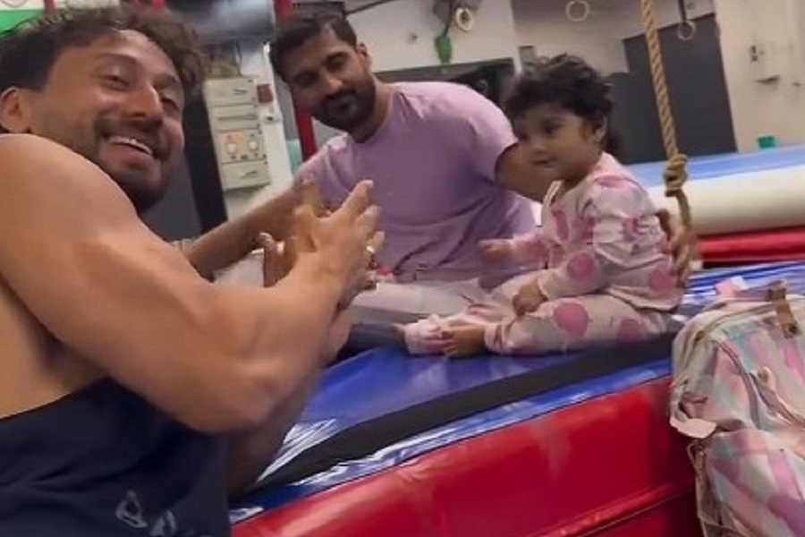 Jackie Shroff shares adorable video of Tiger Shroff cheering as toddler attempts headstand
