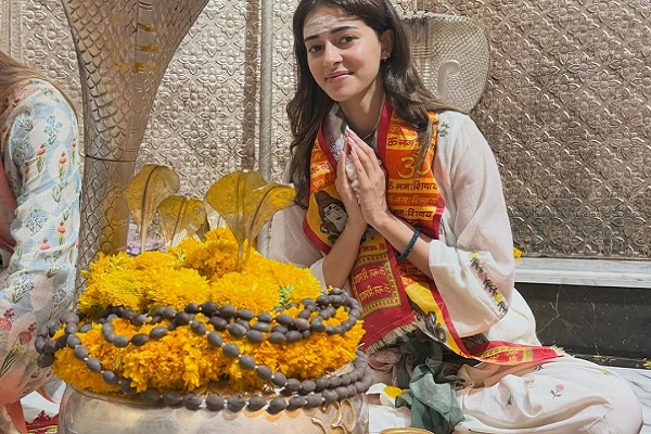 Ananya Panday offers prayers at Nageshwar Jyotirlinga: Om Namah Shivay