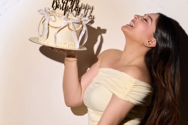 Mahhi Vij rings in 44th birthday with self-love note and nostalgic throwback