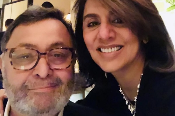 Neetu Kapoor shares picture with late Rishi Kapoor on 47th engagement anniversary