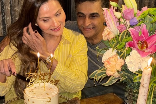 Mohnish Bahl, Aarti Bahl celebrate 34th anniversary, share loved-up moments from celebration