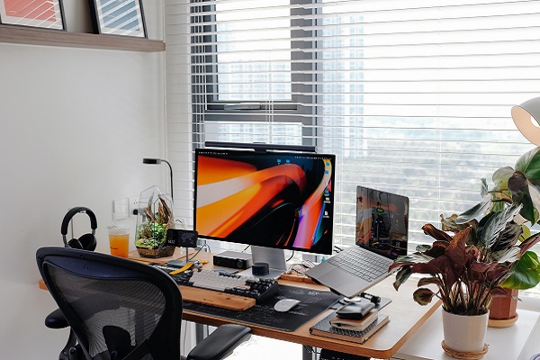 Productivity-Boosting Desk Setups