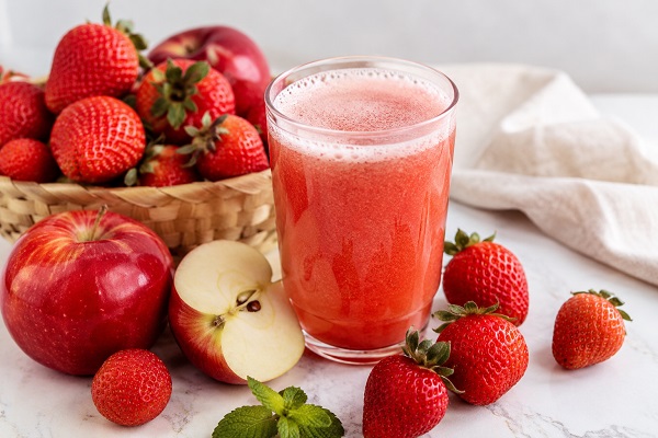 Apple Strawberry Juice: A Refreshing Blend of Taste and Health