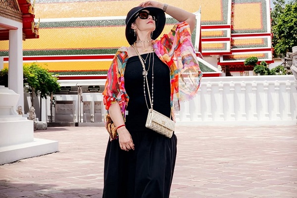 Manisha Koirala reflects on staying true to oneself in her Thailand diaries