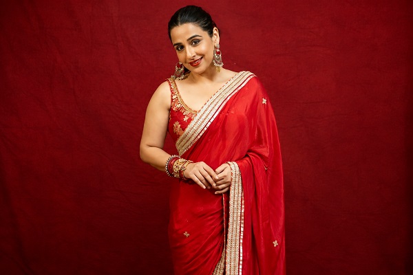 Vidya Balan reveals what she loves the most about handloom silk sarees