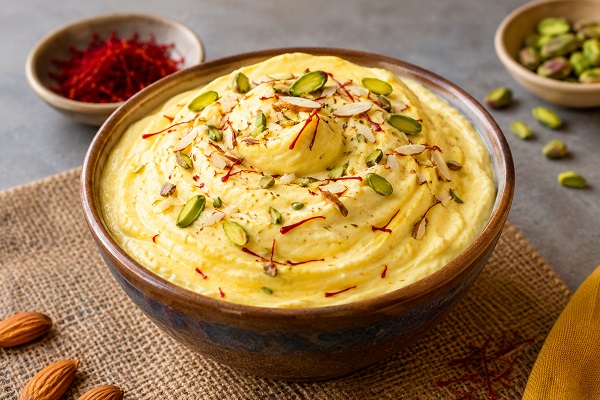 Kesar Shrikhand Recipe: A Creamy, Festive Indian Dessert