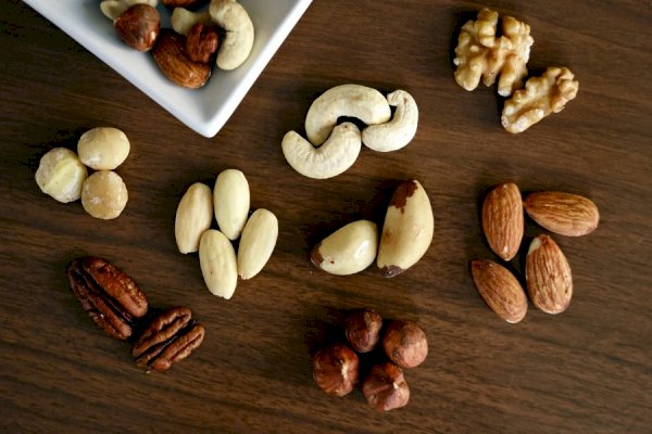 Power up your diet with almonds