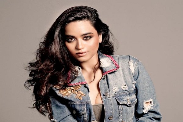 Soundarya Sharma: Getting stuck in foreign land alone can be challenging