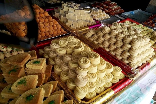 5 tasty substitutes to Diwali sweets