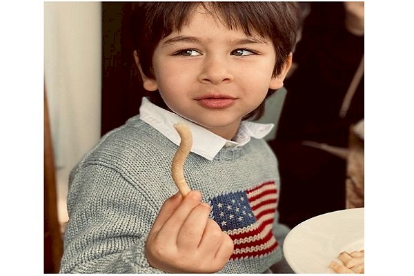 Kareena shares picture of son Taimur gorging on French fries