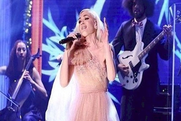 Gwen Stefani talks about her 'iconic' nineties outfits