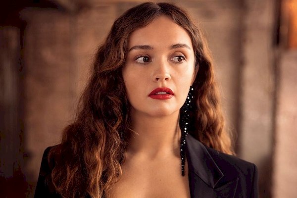 When Olivia Cooke binged on 'Game Of Thrones'