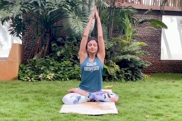 Shilpa Shetty suggests the right yoga to but stress and anxiety