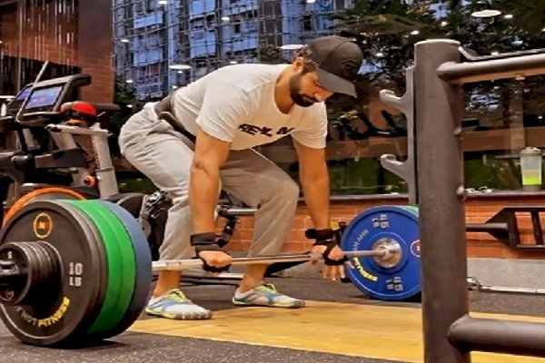 Vicky Kaushal hits new record with deadlifts after 'slow post-Covid recovery'