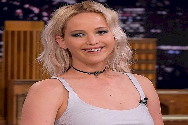 JLaw expecting 1st baby with husband Maroney