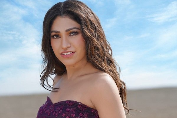 Tulsi Kumar's 'Tumse Pyaar Karke' to set the ball rolling for Valentine's Day