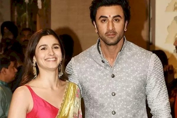 Ranbir-Alia wedding: Big B extends love-filled wishes