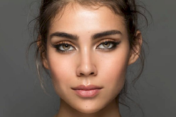 Makeup hacks to make your eyes look bigger