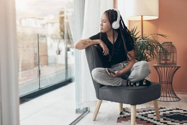 5 mental health podcasts to help ease a tough day