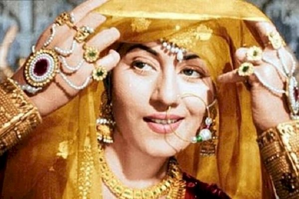 Madhubala's youngest sister drives biopic to go on floors soon