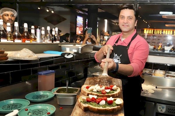 Chefs must empower people with knowledge: Kunal Kapur