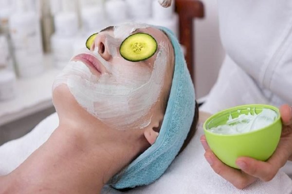 The Indian Wellness and skincare industry vis-a-vis global market