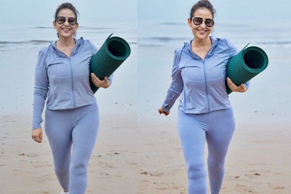 Manisha Koirala loves practising Yoga on Mumbai beaches