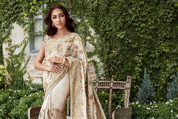 The Rise of New-Fashioned Sarees: Blending Tradition with Modernity