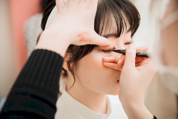 The Beauty of Eyeliner: Defining Eyes, Defining Eras