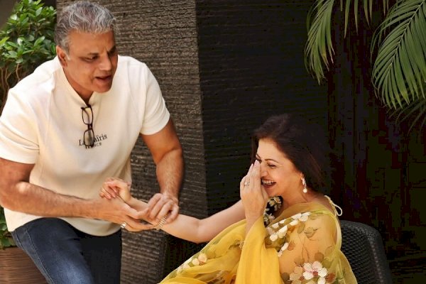 Bhagyashree’s husband finally goes down on one knee to propose to the actress