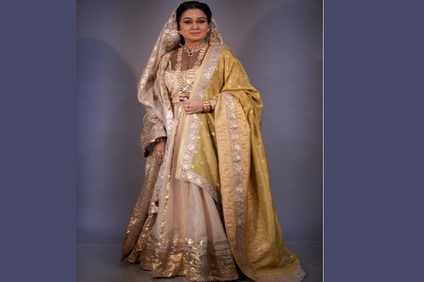 Padmini Kolhapure reflects on motherhood and the everlasting bond with her son
